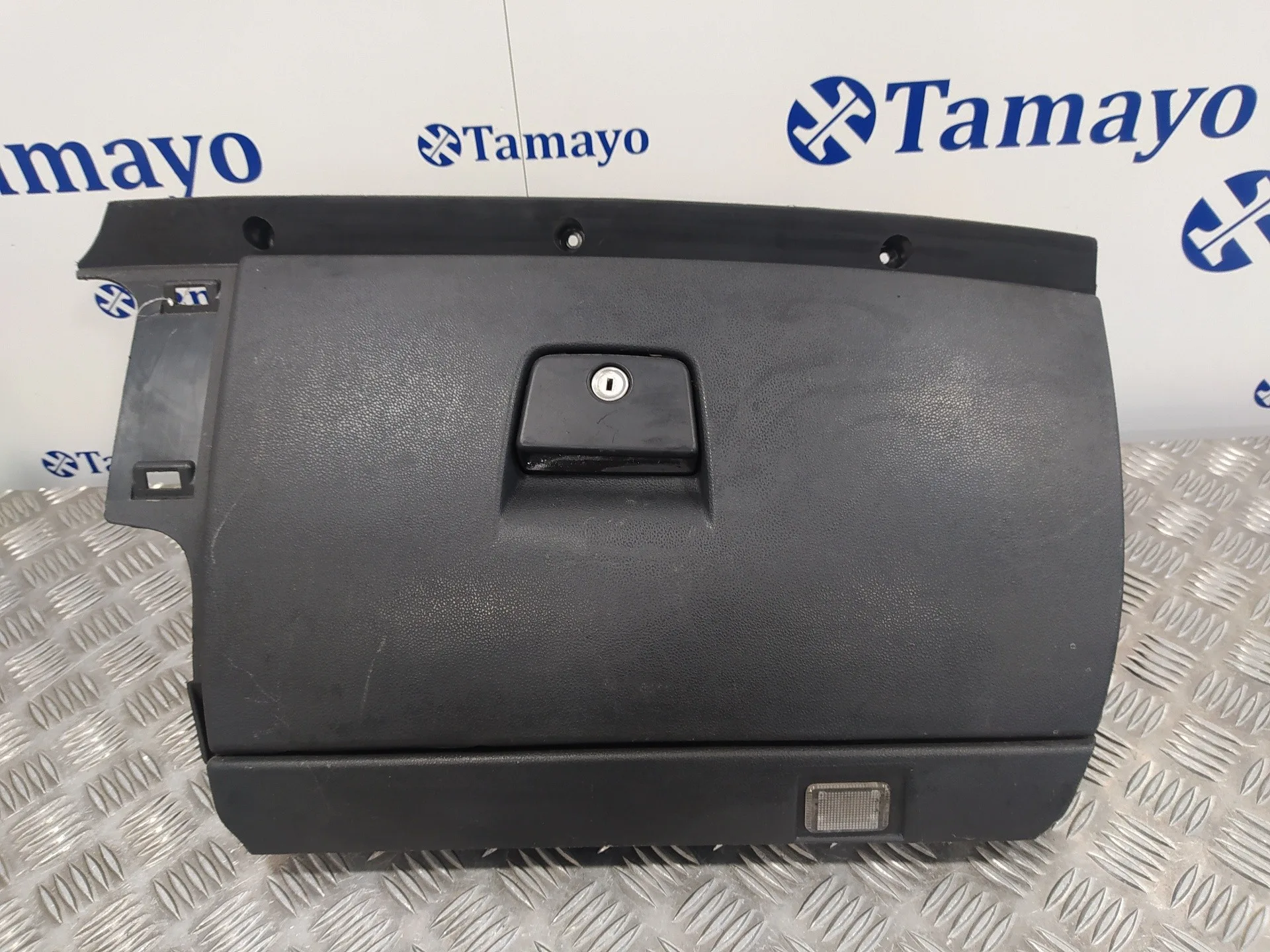 Guantera para Volvo C30