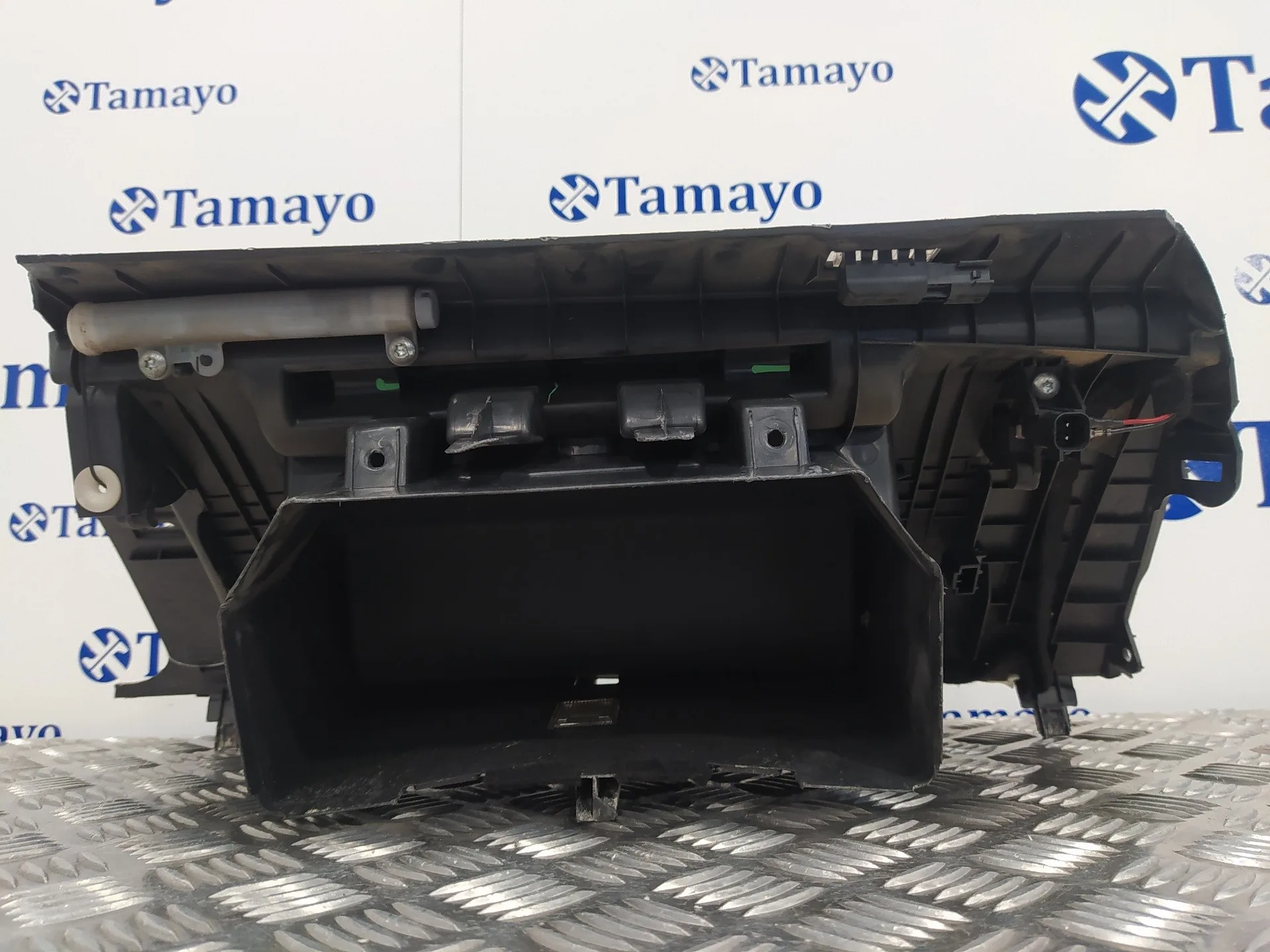 Guantera para Volvo C30