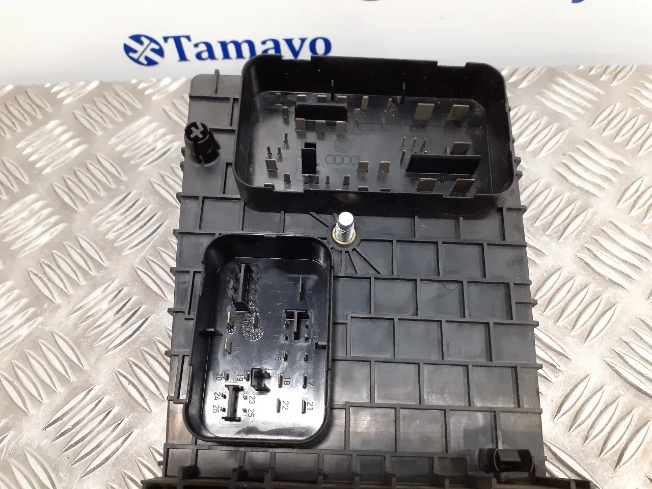 Caja Reles / Fusibles para Volkswagen Golf V Berlina (1K1)