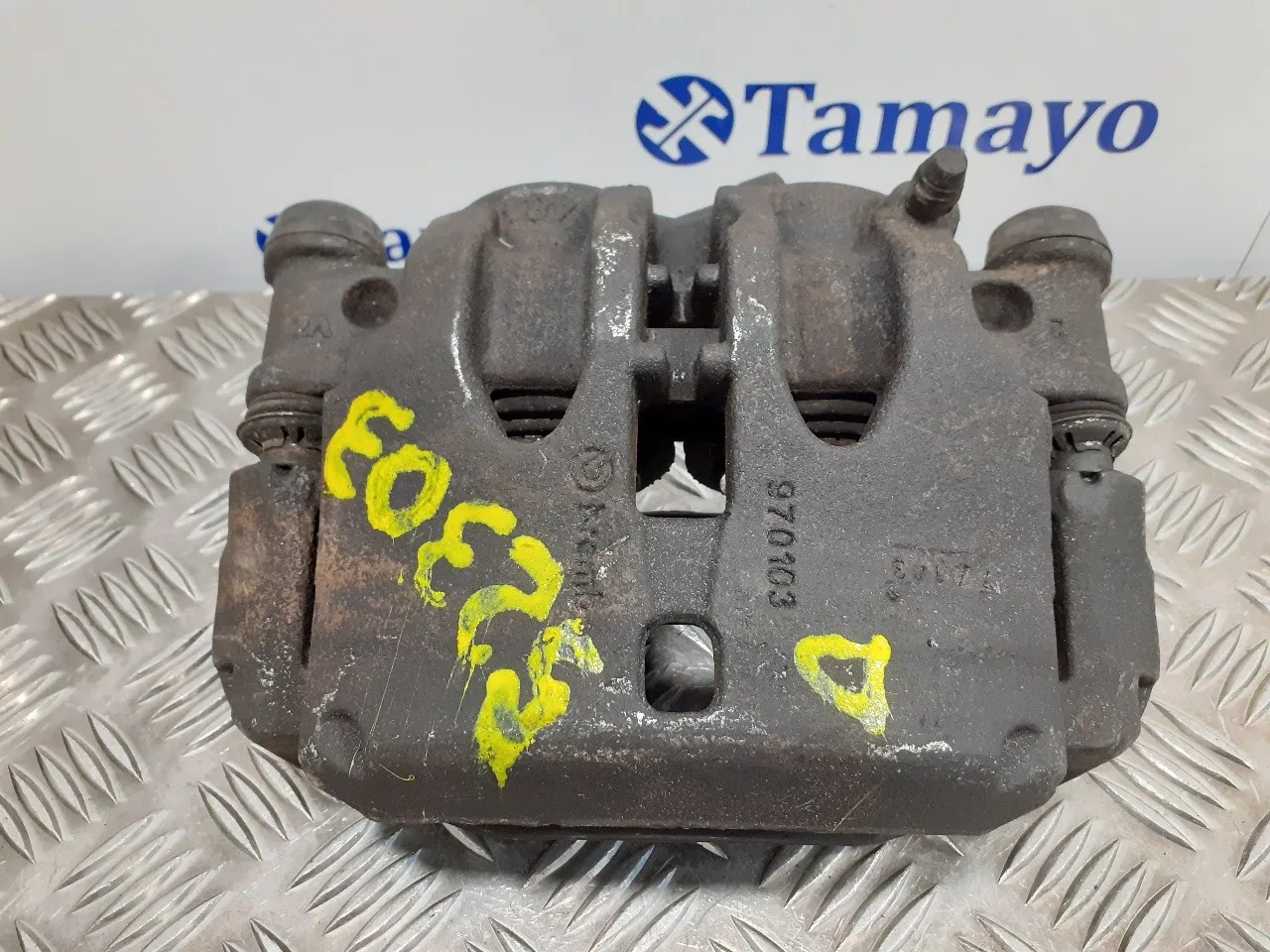 Pinza Freno Delantera Derecha para Nissan Cabstar ->09.06
