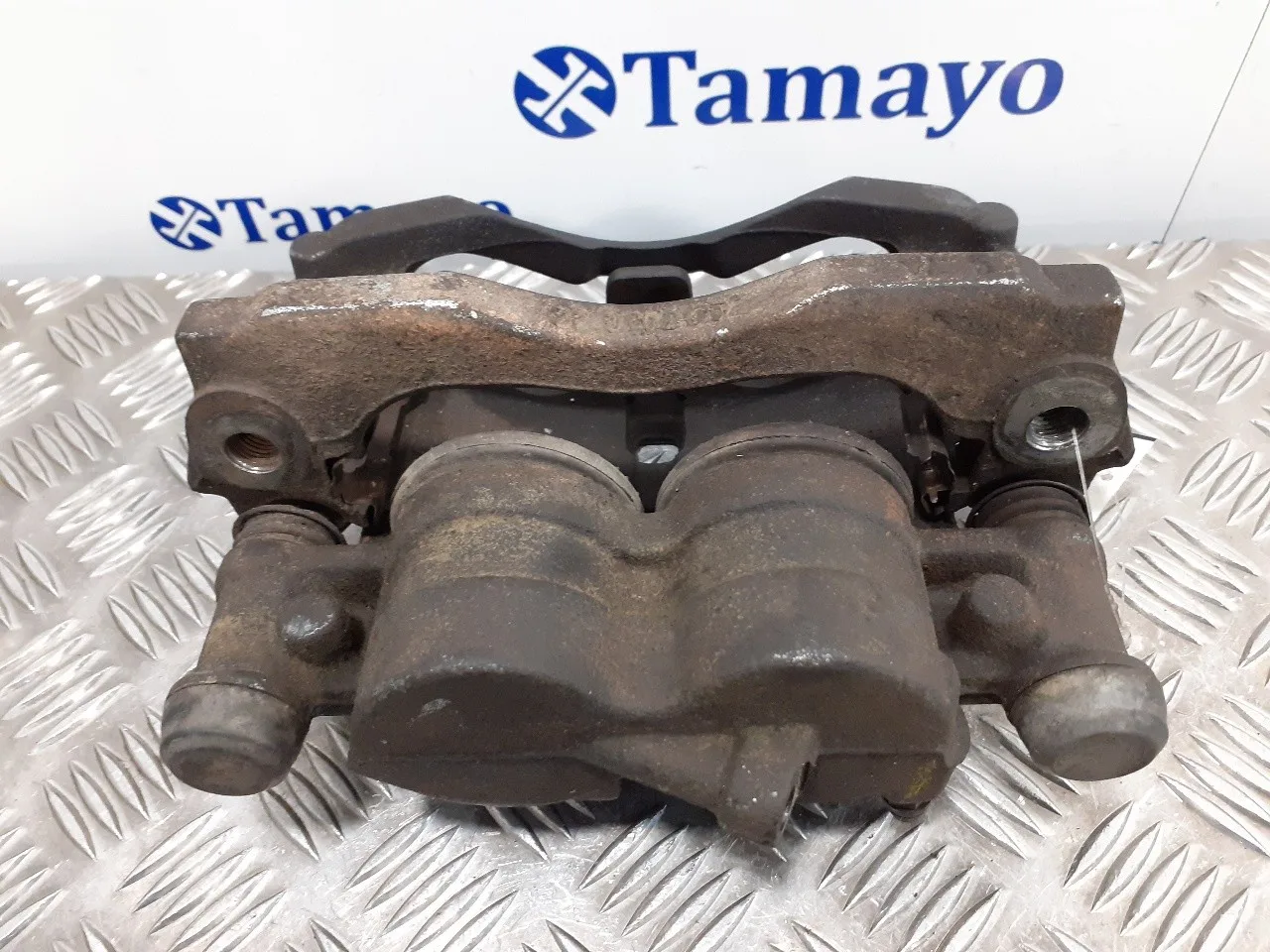 Pinza Freno Delantera Derecha para Nissan Cabstar ->09.06