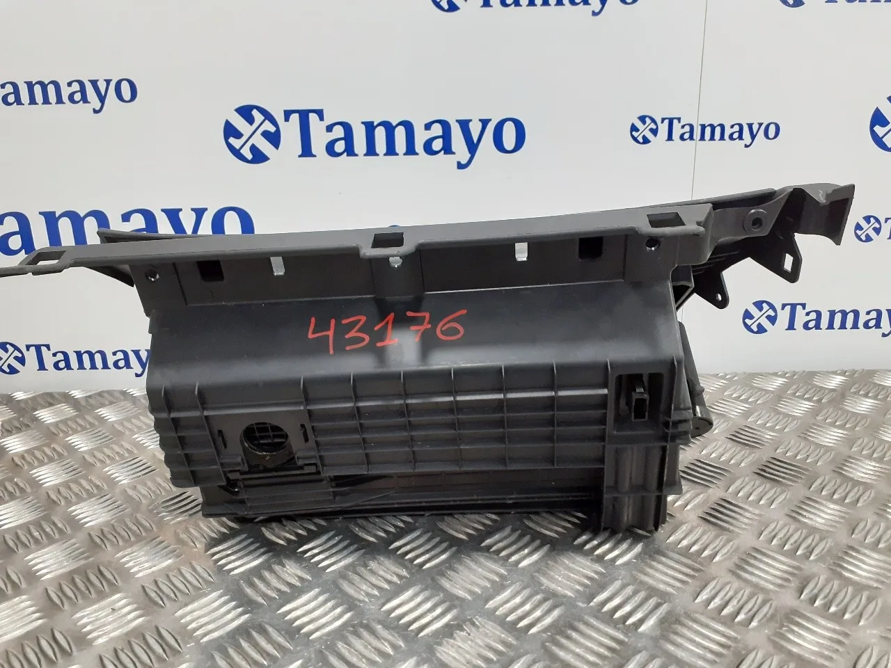 Guantera para Hyundai I30
