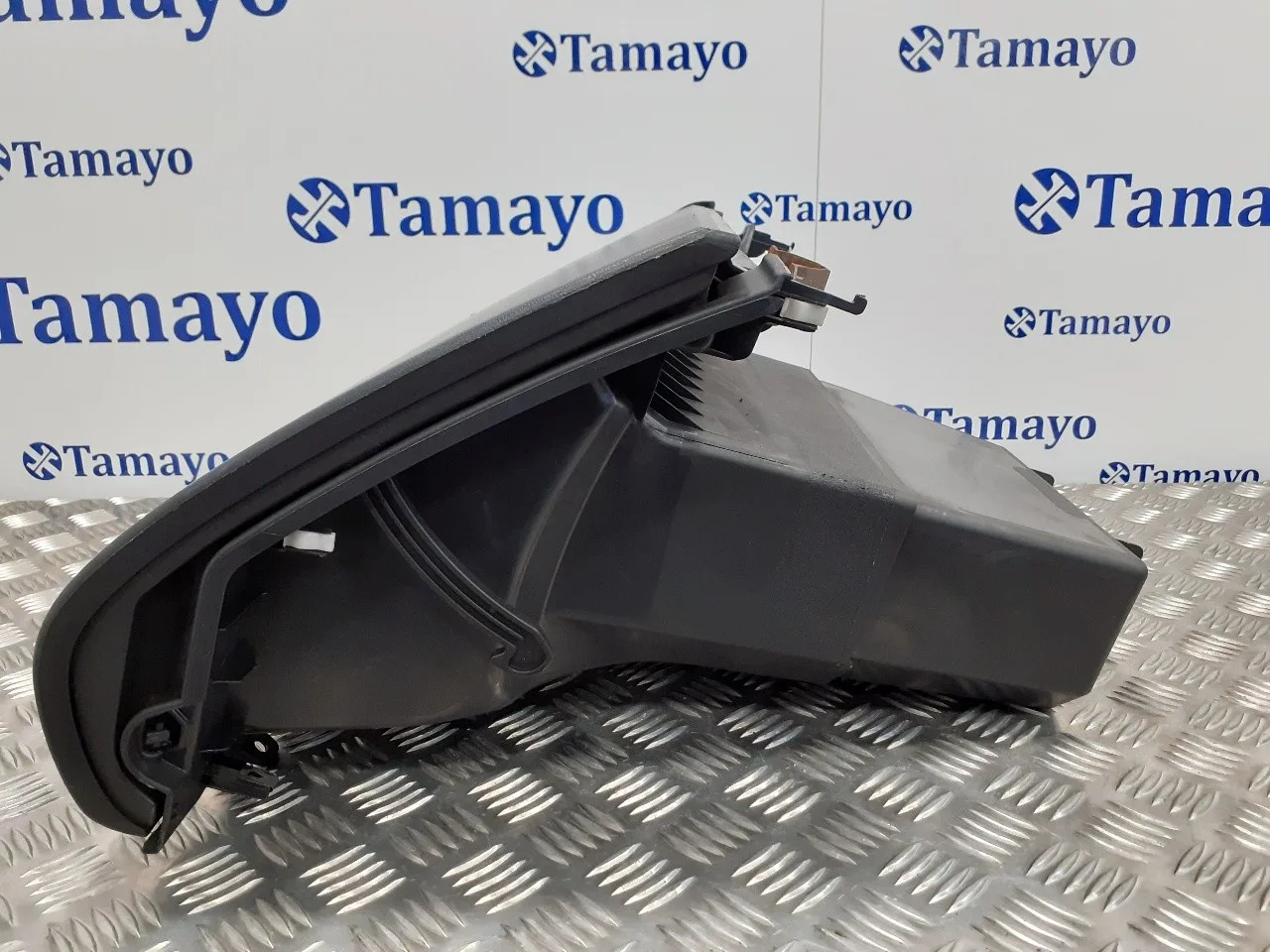 Guantera para Mazda 3 Berlina (Bk)