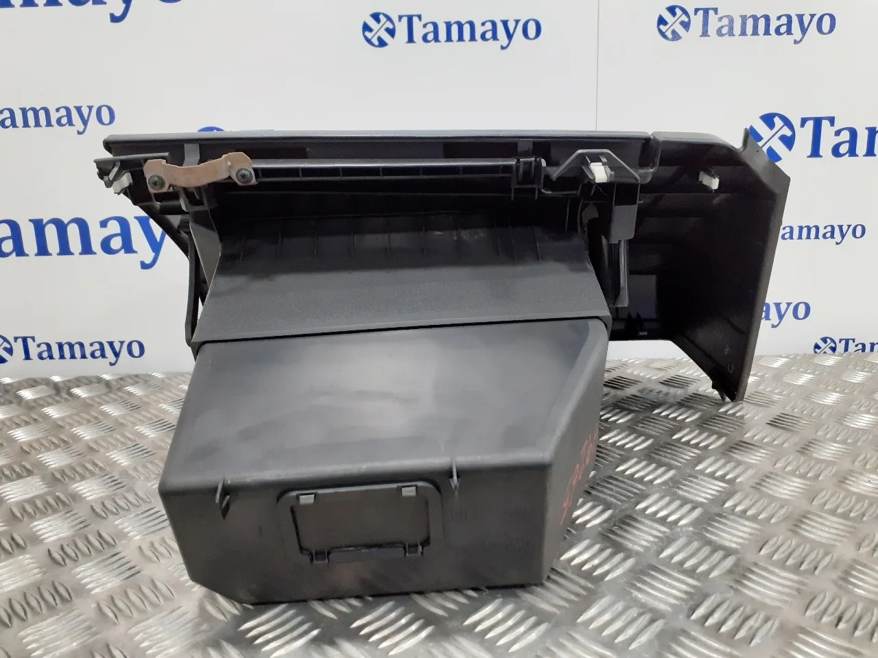 Guantera para Mazda 3 Berlina (Bk)
