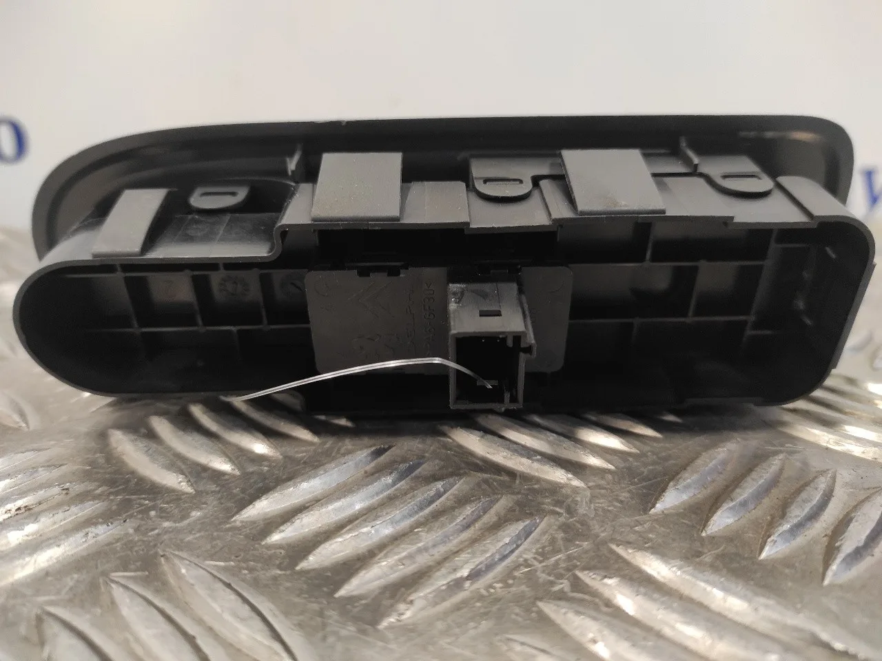 Mando Elevalunas Delantero Derecho para Peugeot 308