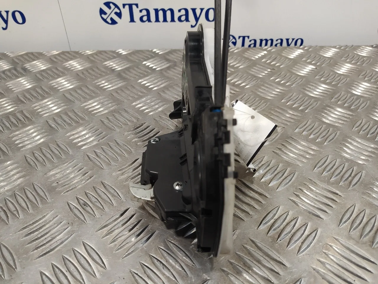 Cerradura Puerta Trasera Derecha para Toyota Aygo