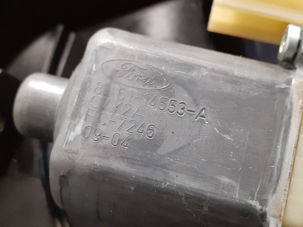 Elevalunas Delantero Derecho para Ford Fiesta (Cb1)
