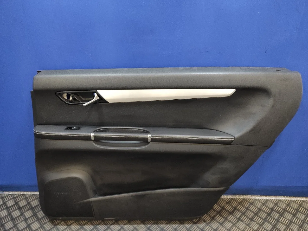 Guarnecido Puerta Trasera Derecha para Mercedes-Benz Clase R (W251)