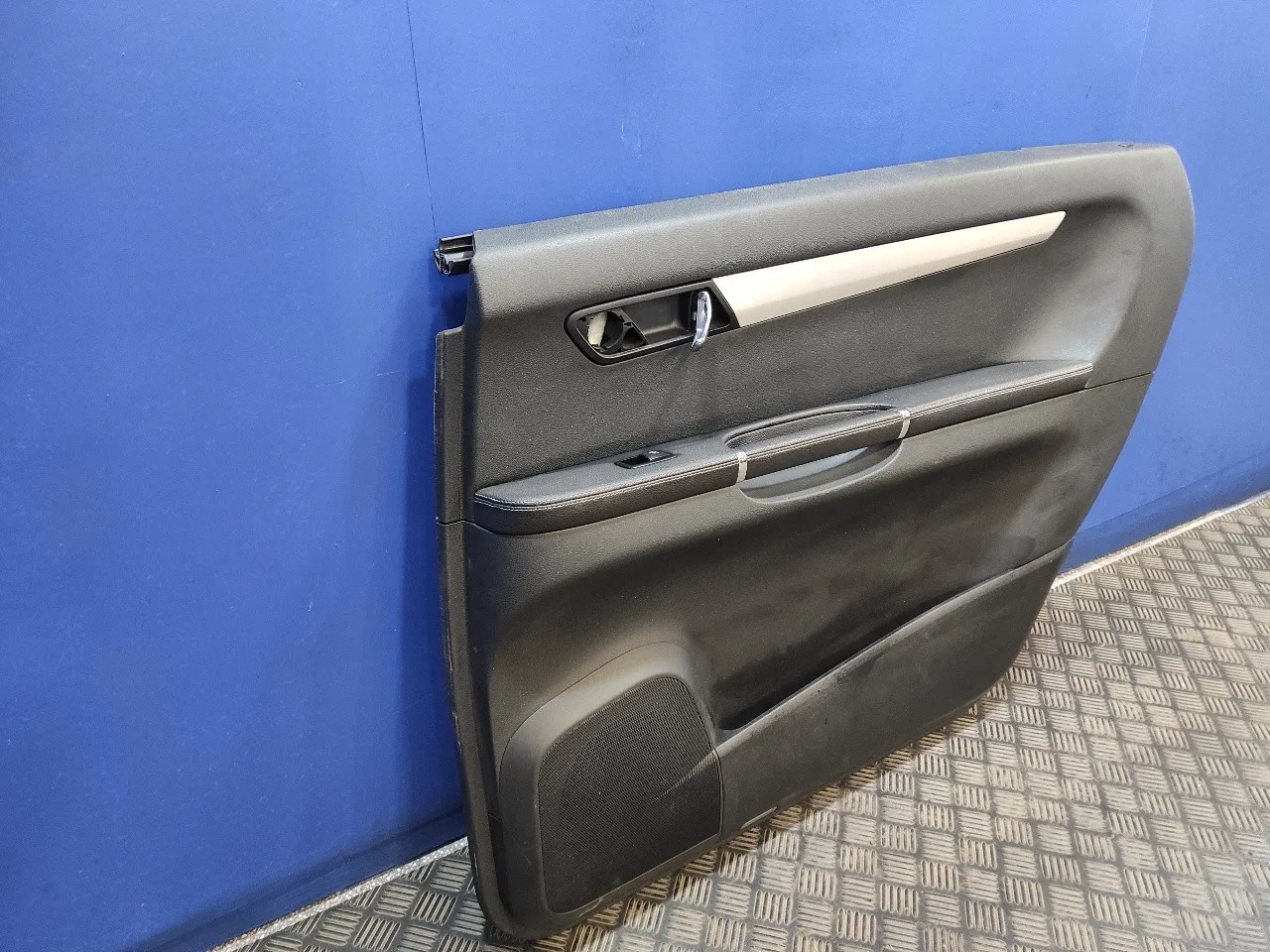 Guarnecido Puerta Trasera Derecha para Mercedes-Benz Clase R (W251)