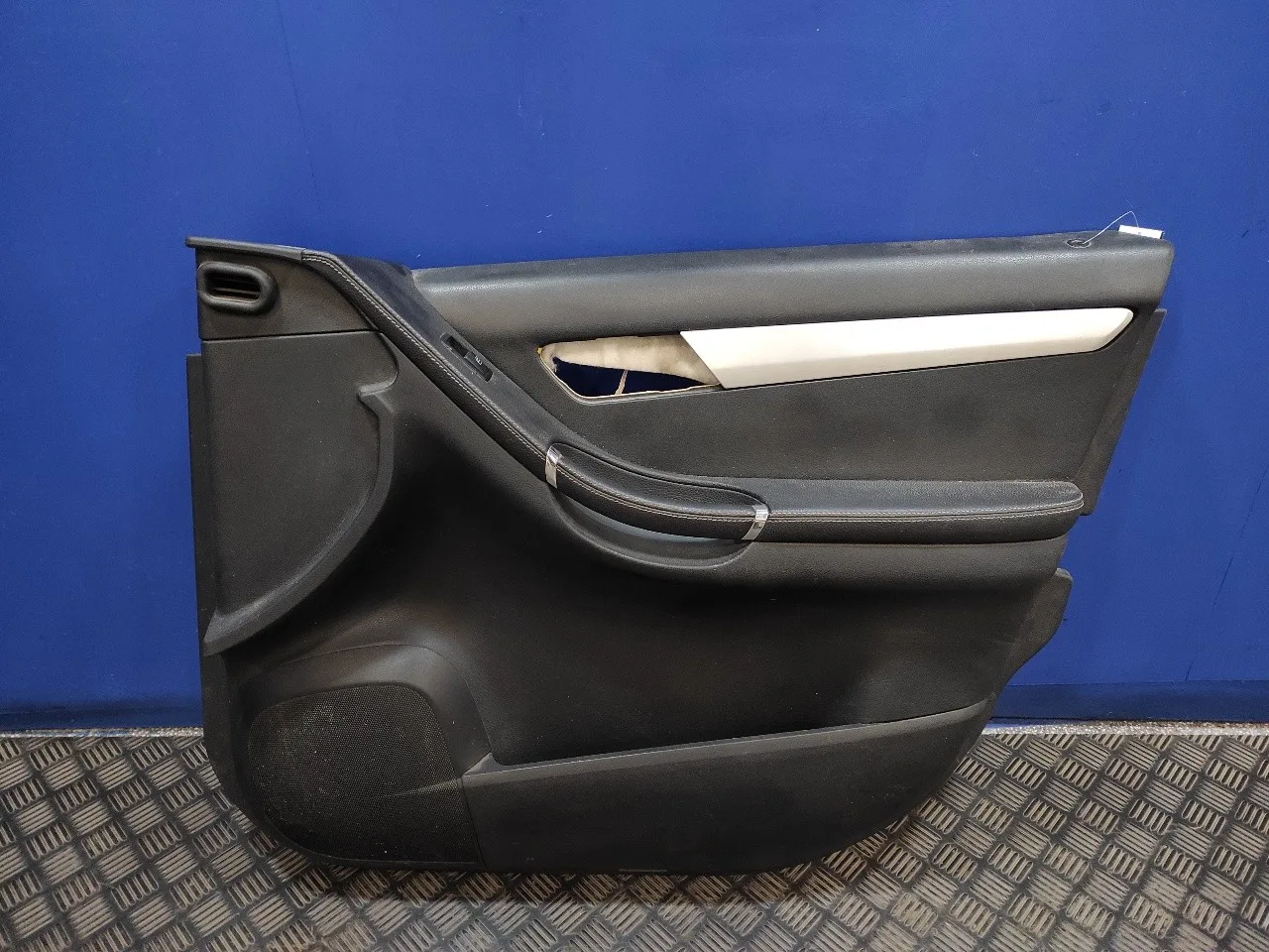 Guarnecido Puerta Delantera Derecha para Mercedes-Benz Clase R (W251)