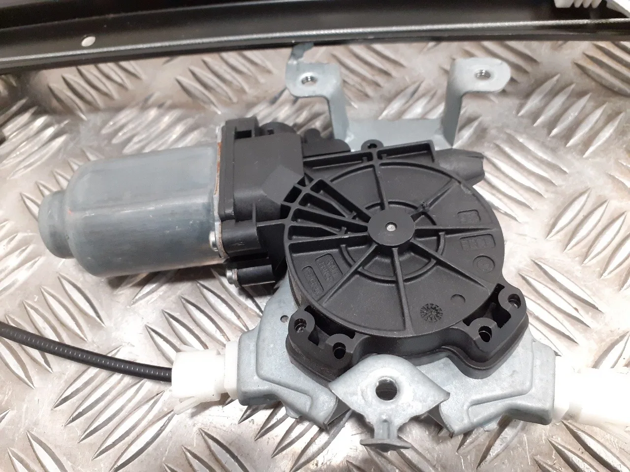 Elevalunas Delantero Izquierdo para Nissan Pathfinder (R51)