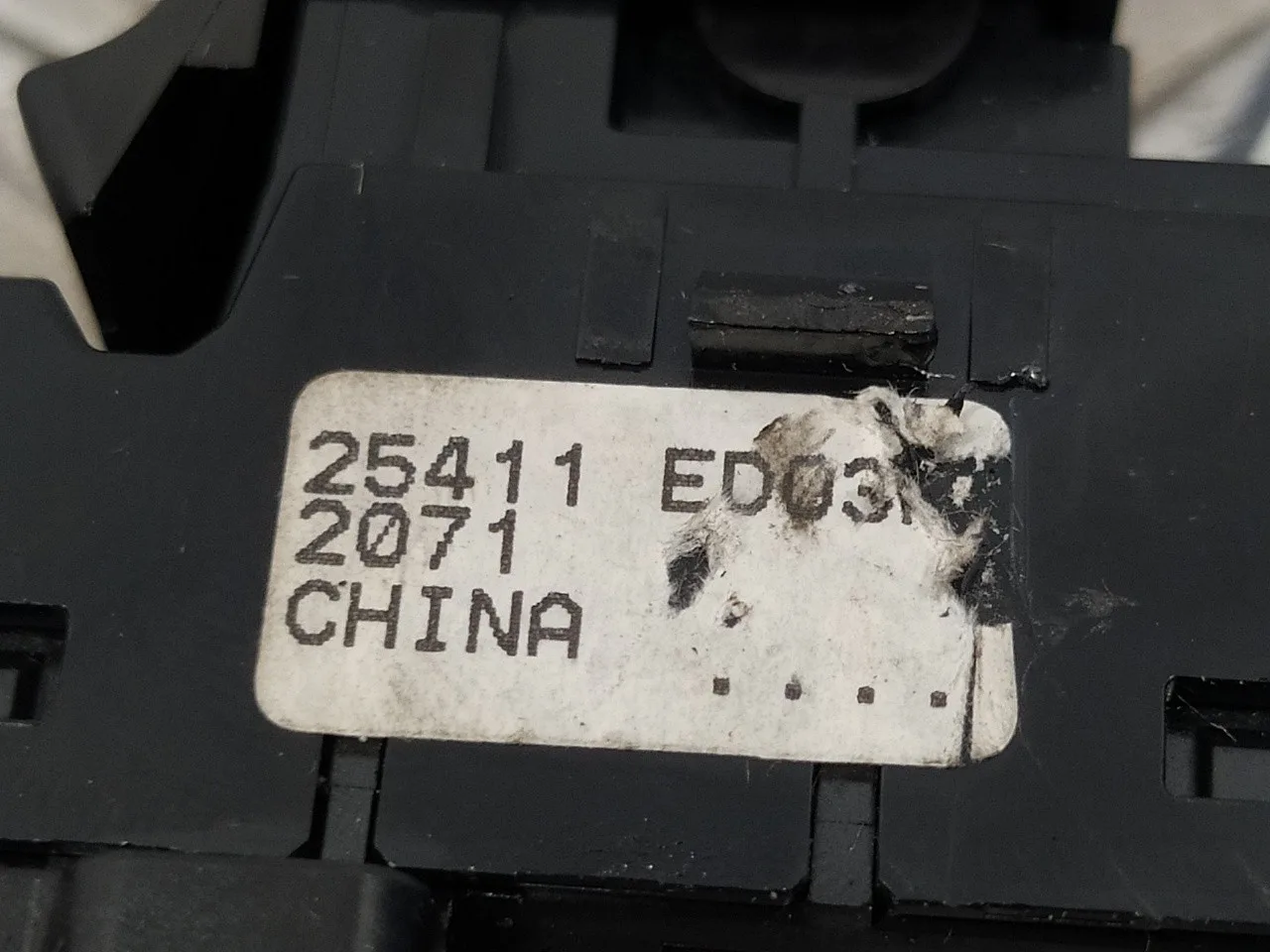Mando Elevalunas Trasero Izquierdo para Nissan Pathfinder (R51)