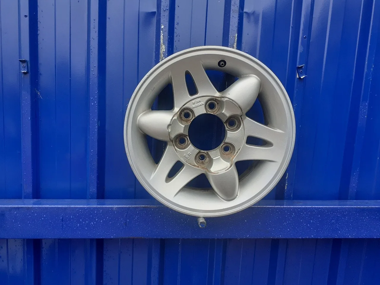 Llanta para Nissan Terrano/Terrano.ii (R20)