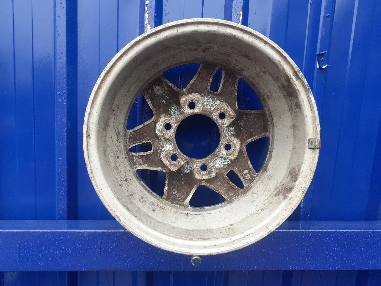 Llanta para Nissan Terrano/Terrano.ii (R20)
