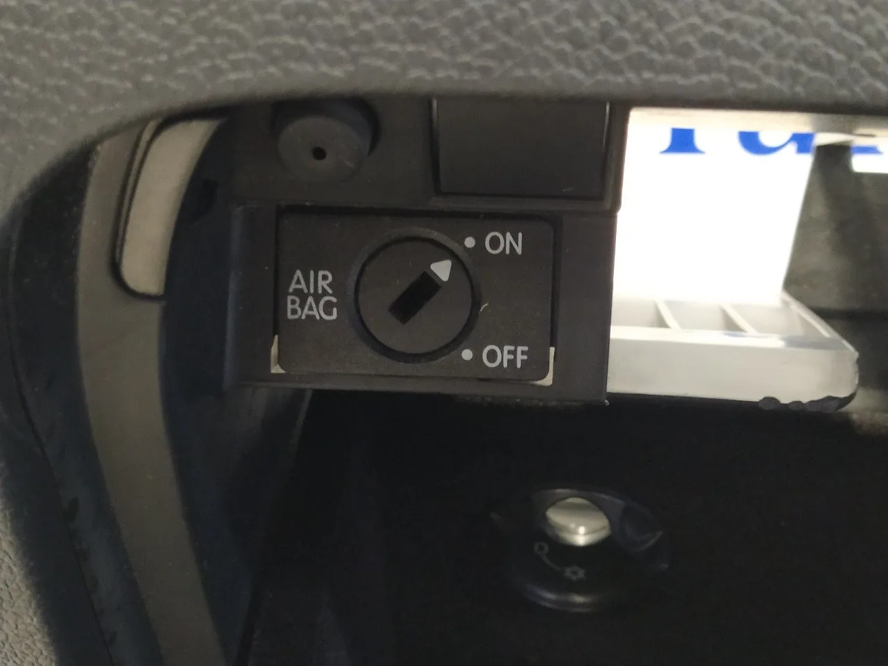 Guantera para Volkswagen Golf Vi (5K1)