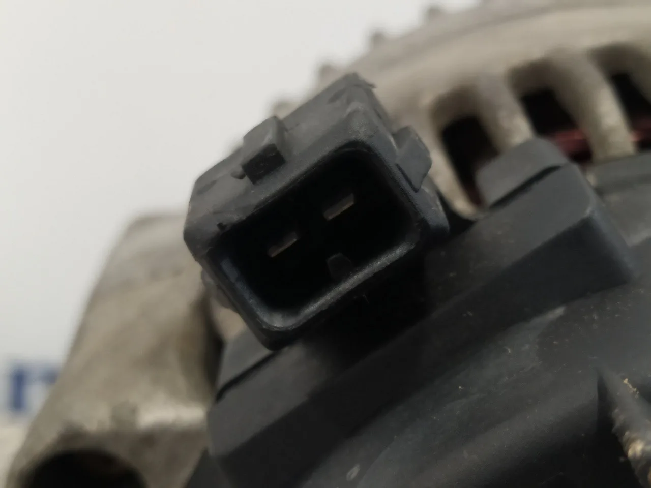 Alternador para Audi A3 (8L)