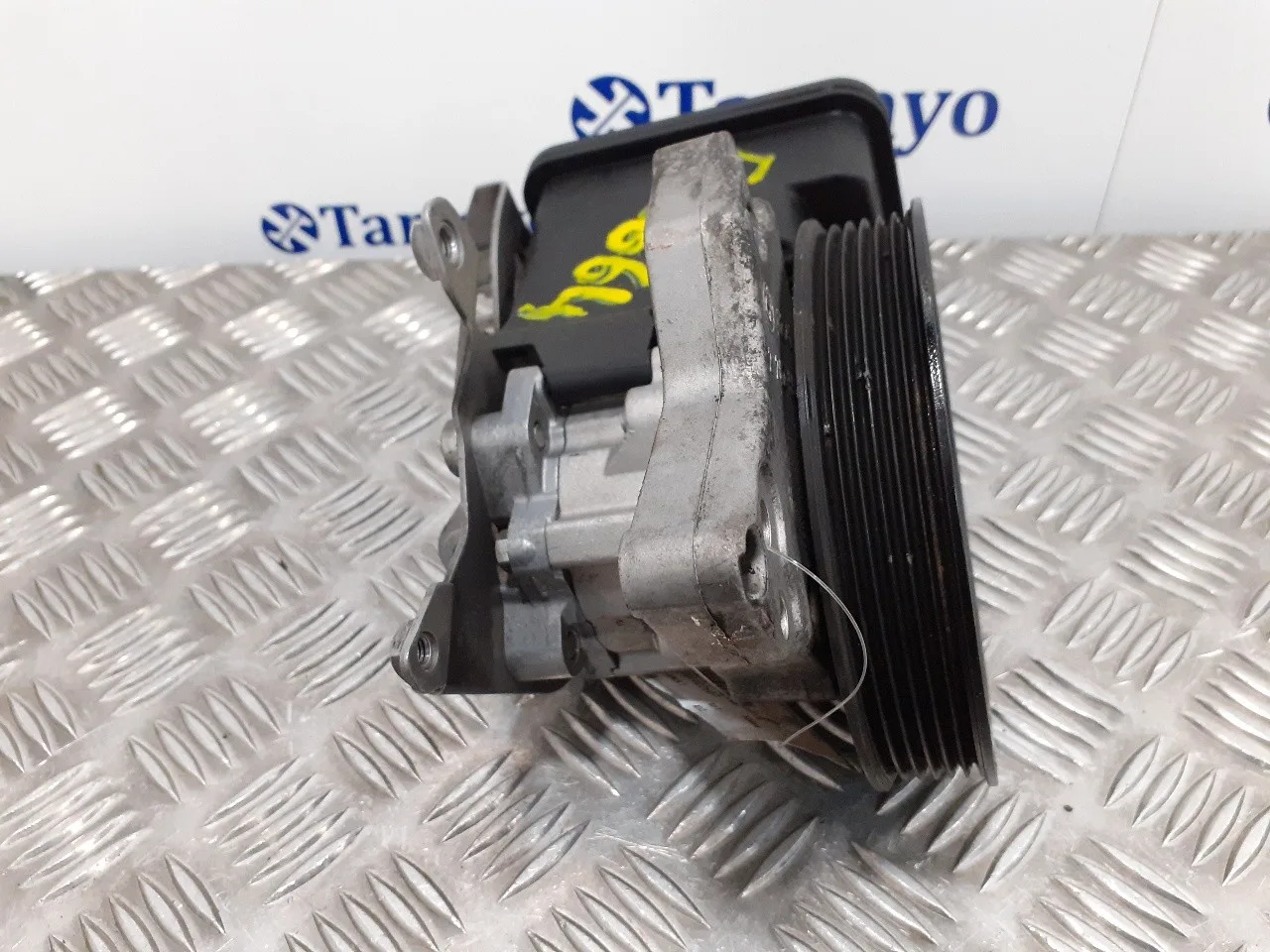 Bomba Direccion para Bmw X3 (E83)