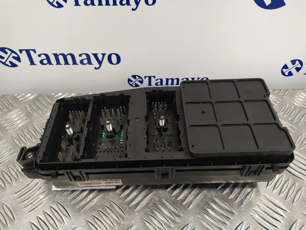Caja Reles / Fusibles para Kia Carnival