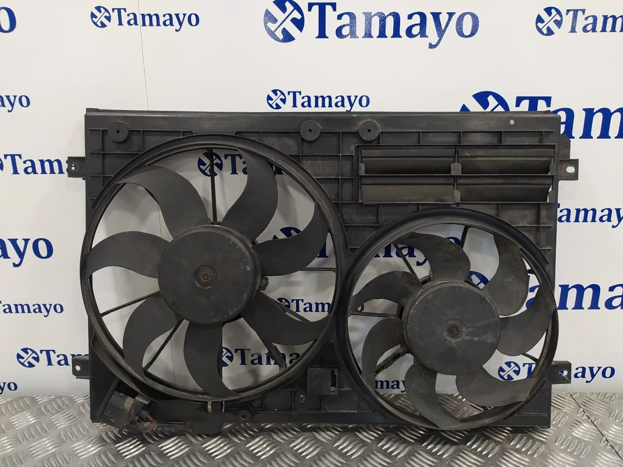 Electroventilador para Volkswagen Touran (1T1)