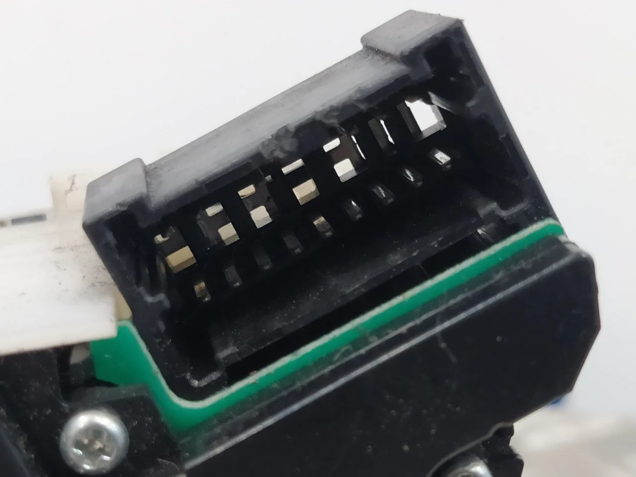Mando Limpia para Nissan Cabstar ->09.06