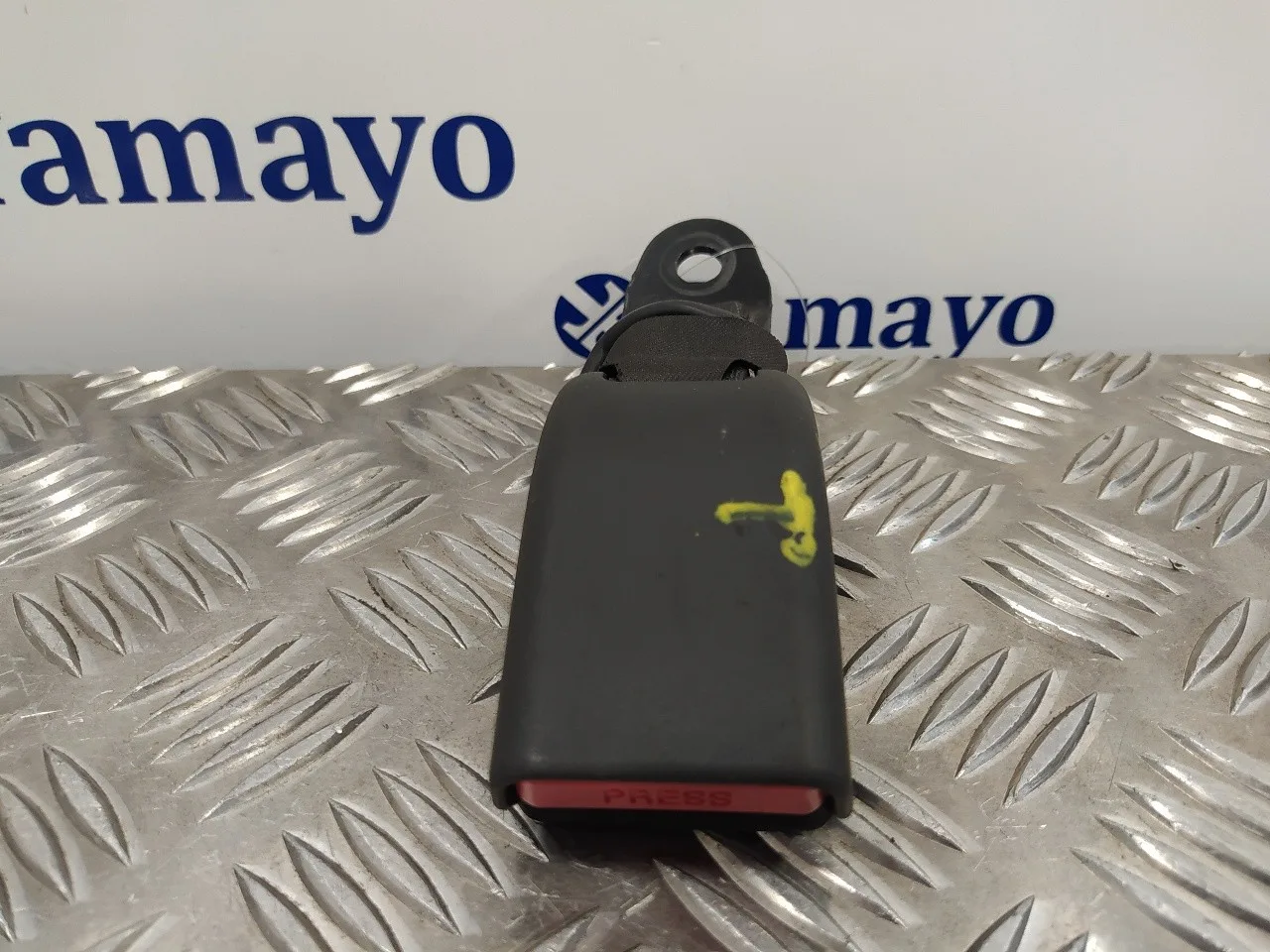 Anclaje Cinturon Trasero Derecho para Toyota Aygo