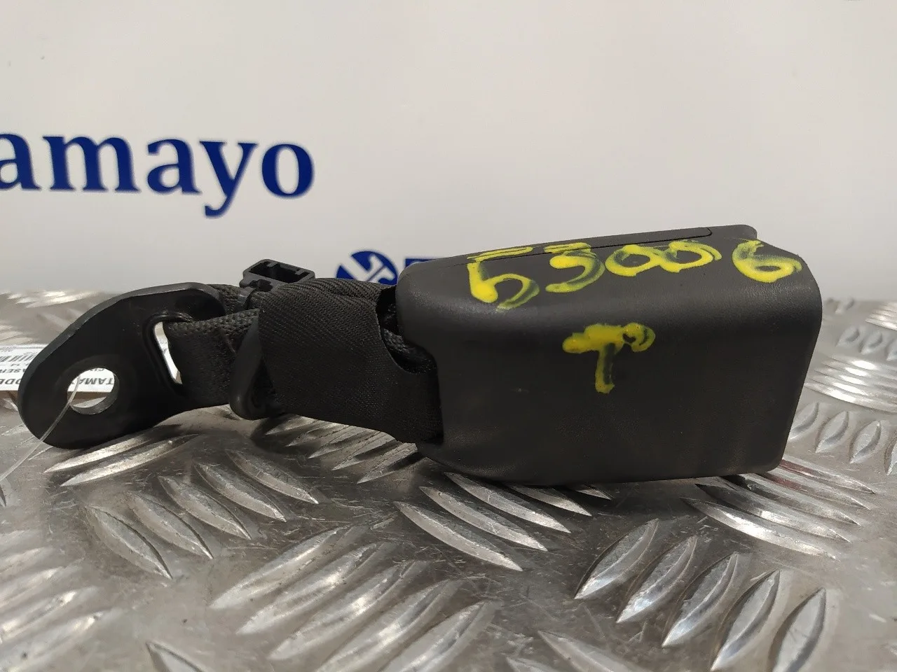 Anclaje Cinturon Trasero Derecho para Toyota Aygo