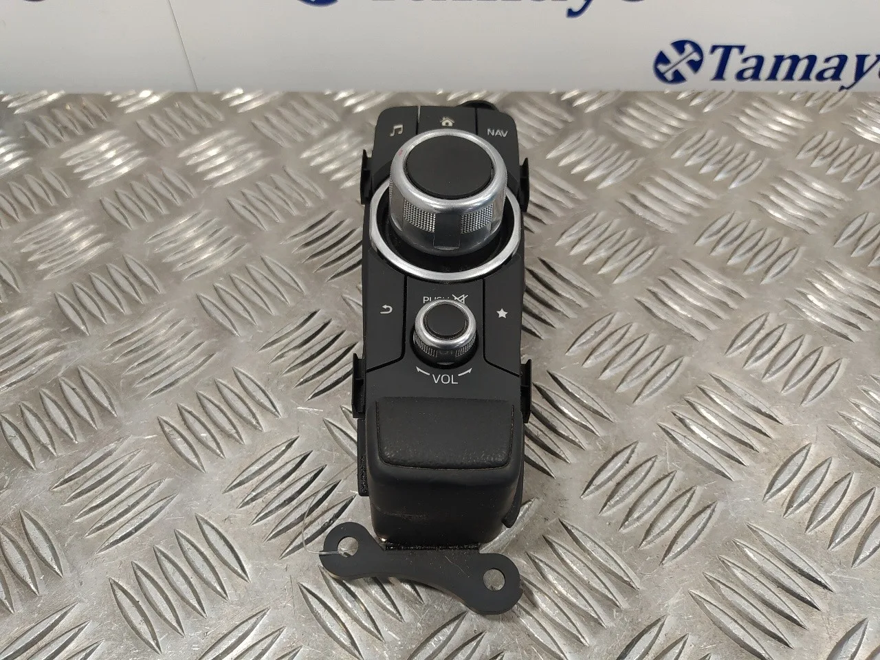 Mando Multifuncion para Mazda 2 Lim. ()