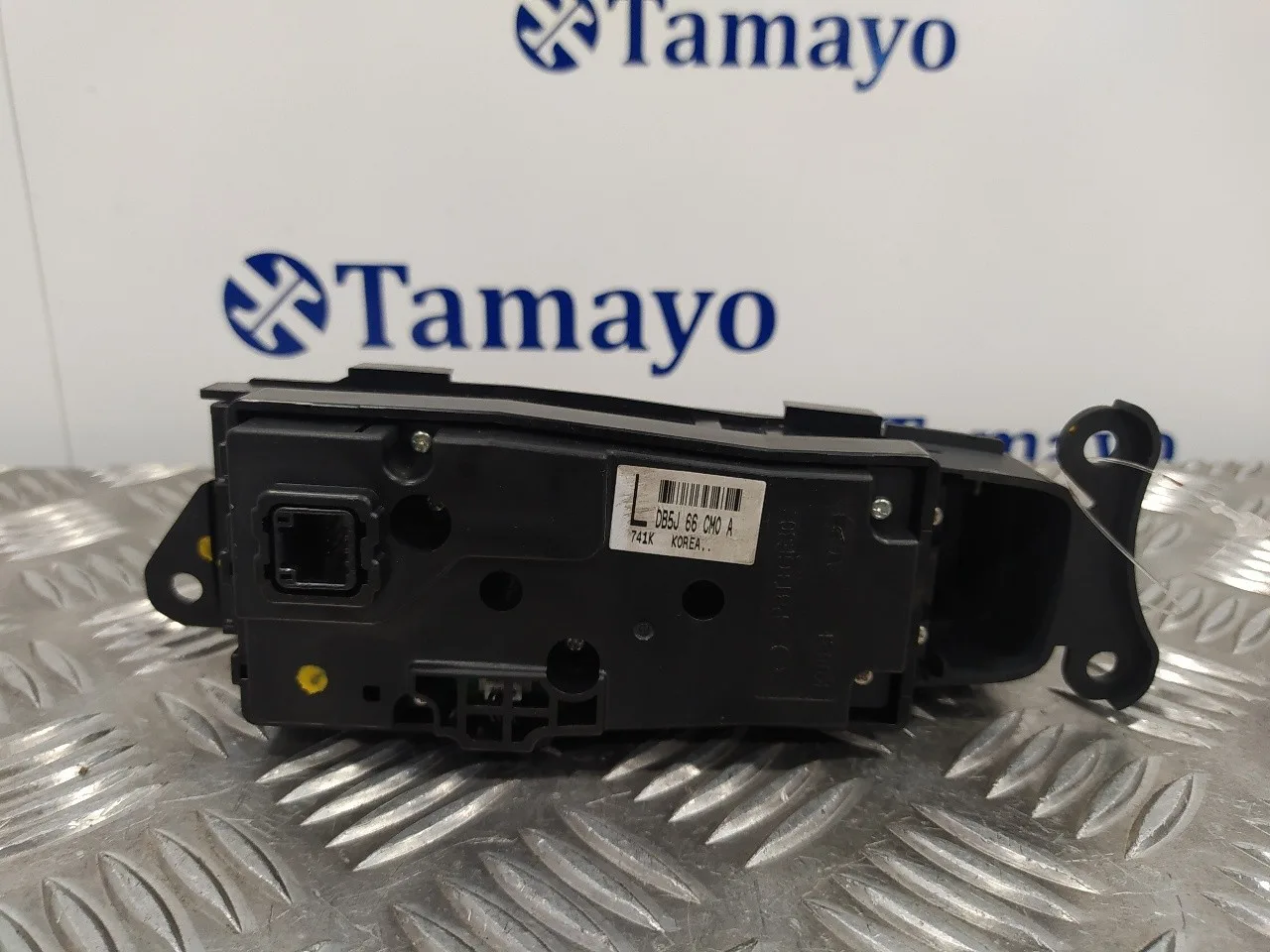 Mando Multifuncion para Mazda 2 Lim. ()