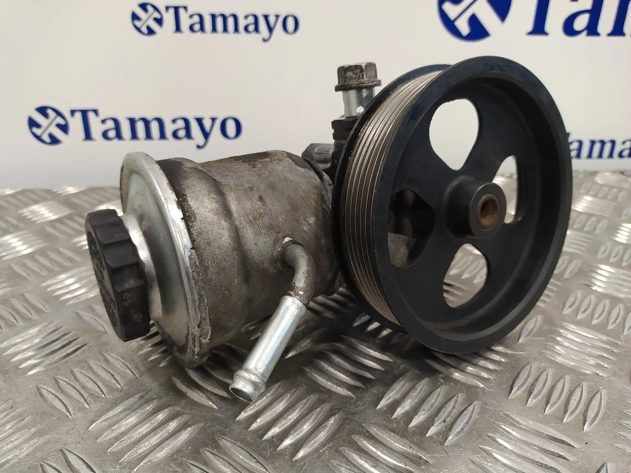 Bomba Direccion para Toyota Corolla Verso (R1)