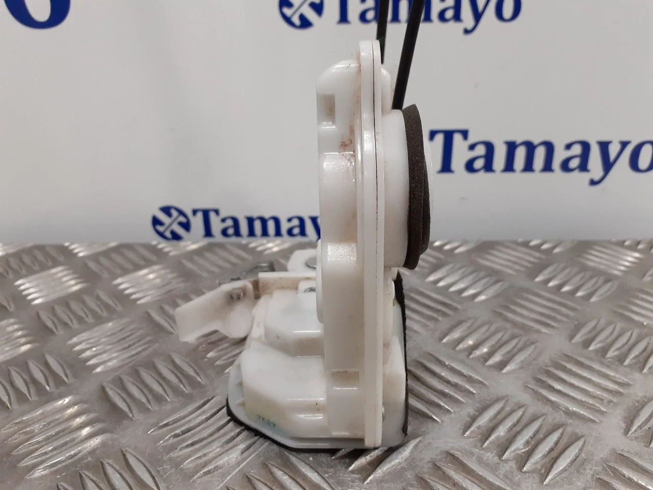 Cerradura Puerta Trasera Izquierda para Mazda 2 Lim. ()