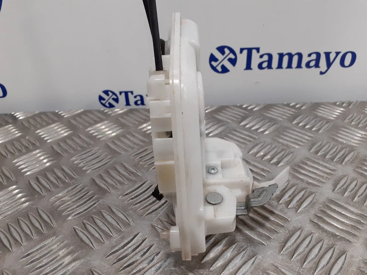 Cerradura Puerta Trasera Izquierda para Mazda 2 Lim. ()