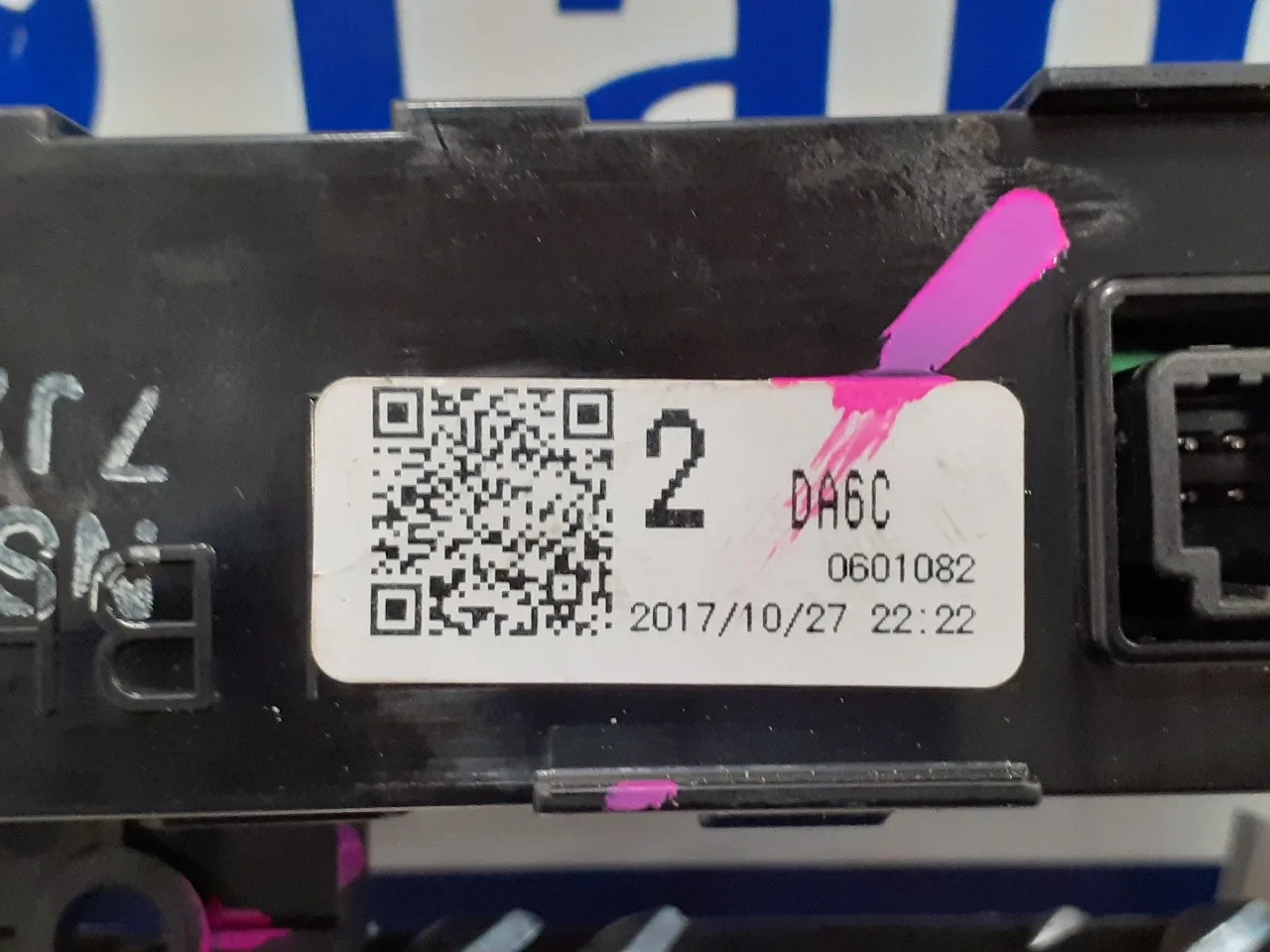 Pantalla Multifuncion para Mazda 2 Lim. ()