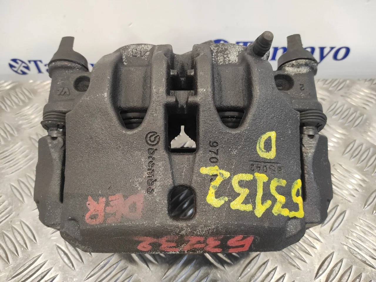 Pinza Freno Delantera Derecha para Nissan Cabstar ->09.06