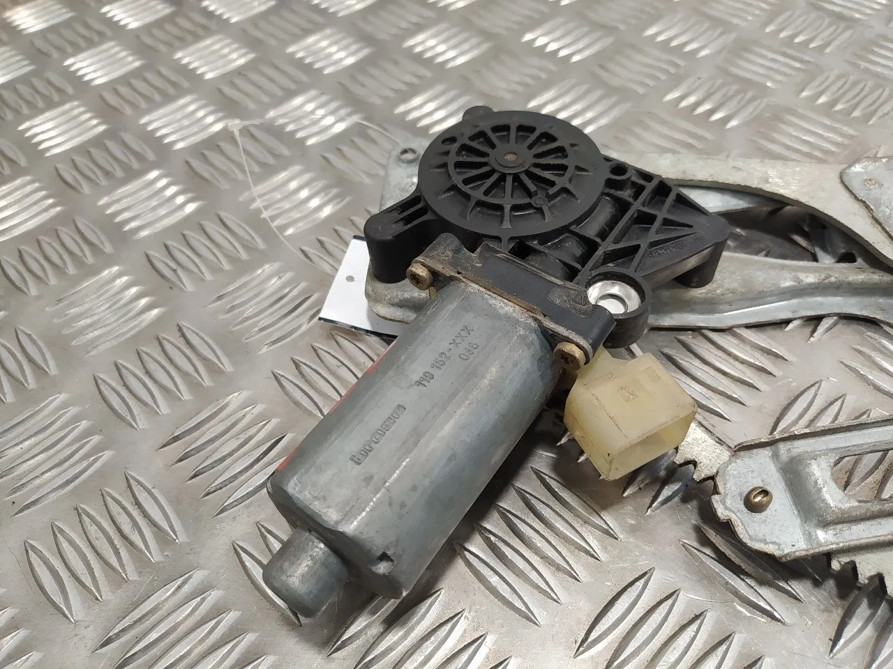 Elevalunas Delantero Izquierdo para Mercedes-Benz Clase E (W210) Berlina Diesel