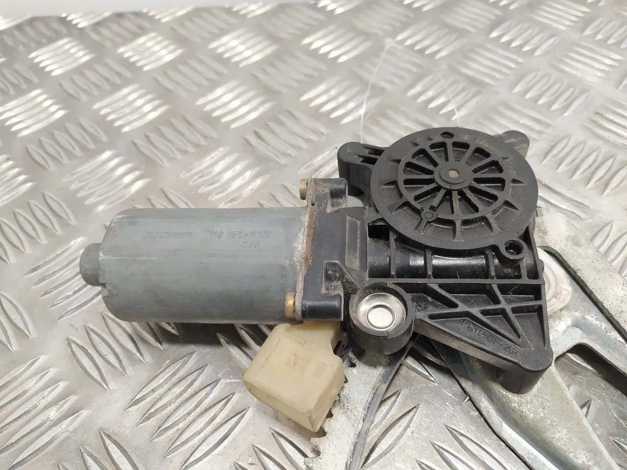 Elevalunas Delantero Izquierdo para Mercedes-Benz Clase E (W210) Berlina Diesel