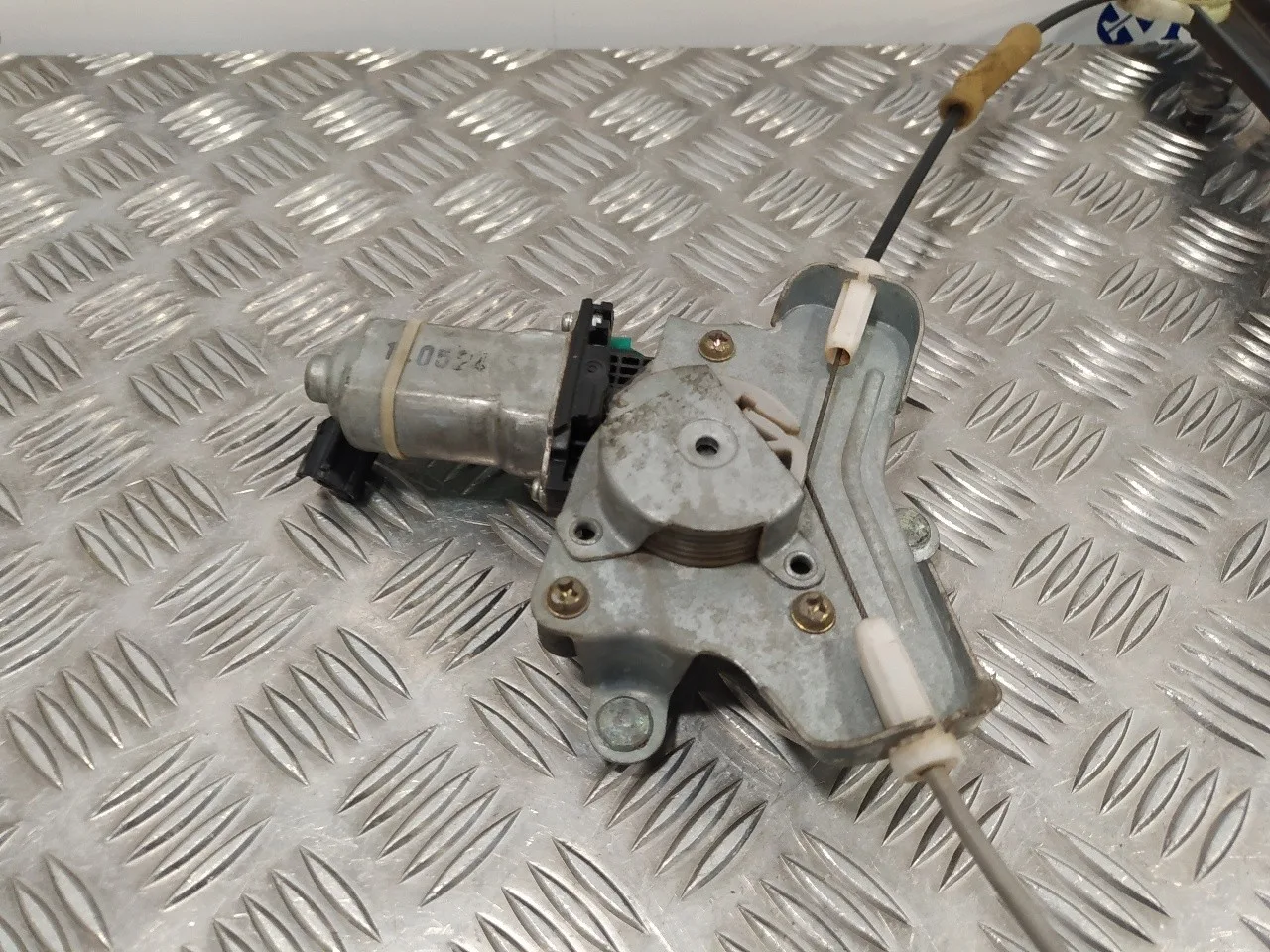 Elevalunas Trasero Izquierdo para Ssangyong Rexton