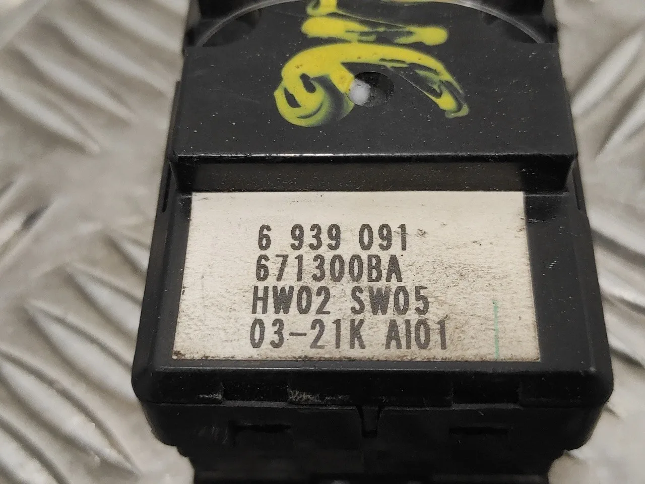Mando Elevalunas Delantero Izquierdo para Bmw Serie 5 Berlina (E60)