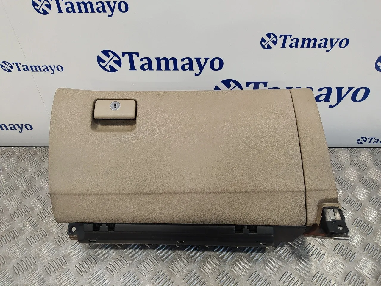 Guantera para Lexus Rx