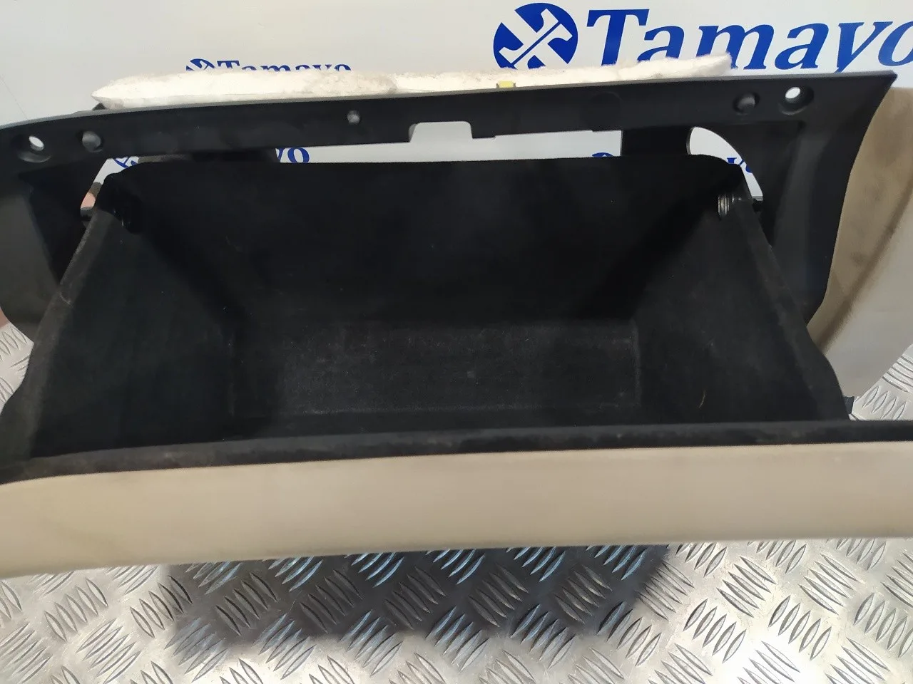 Guantera para Lexus Rx