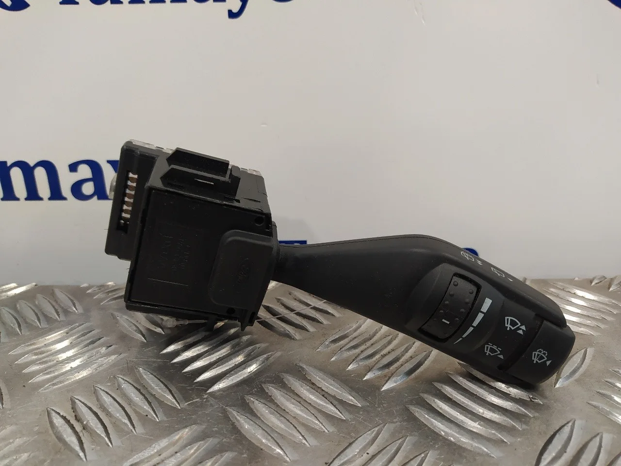 Mando Limpia para Ford Kuga (Cbv)