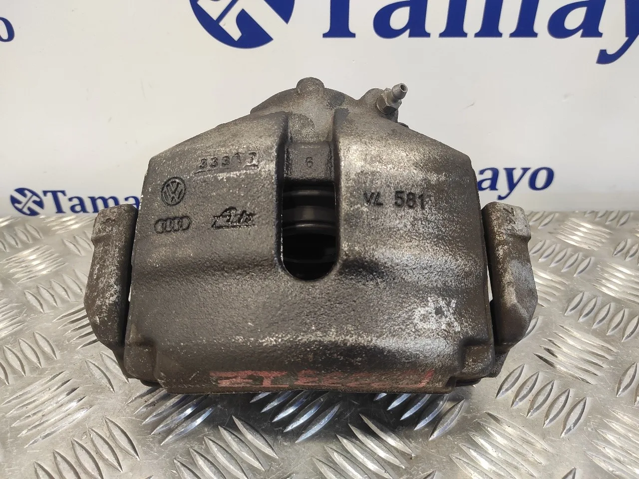 Pinza Freno Delantera Izquierda para Volkswagen Passat Berlina (3C2)