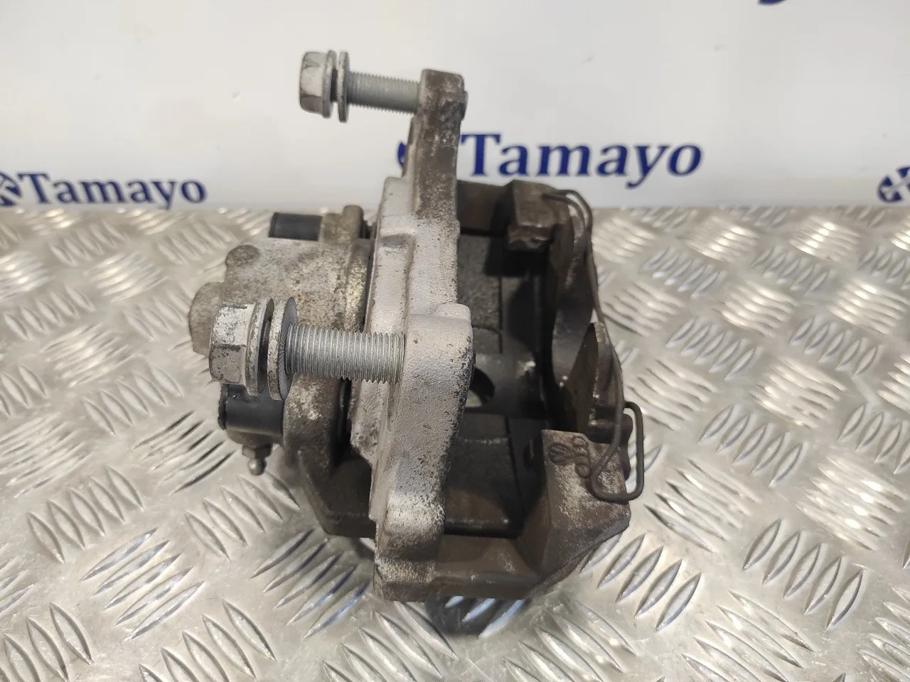 Pinza Freno Delantera Izquierda para Volkswagen Passat Berlina (3C2)