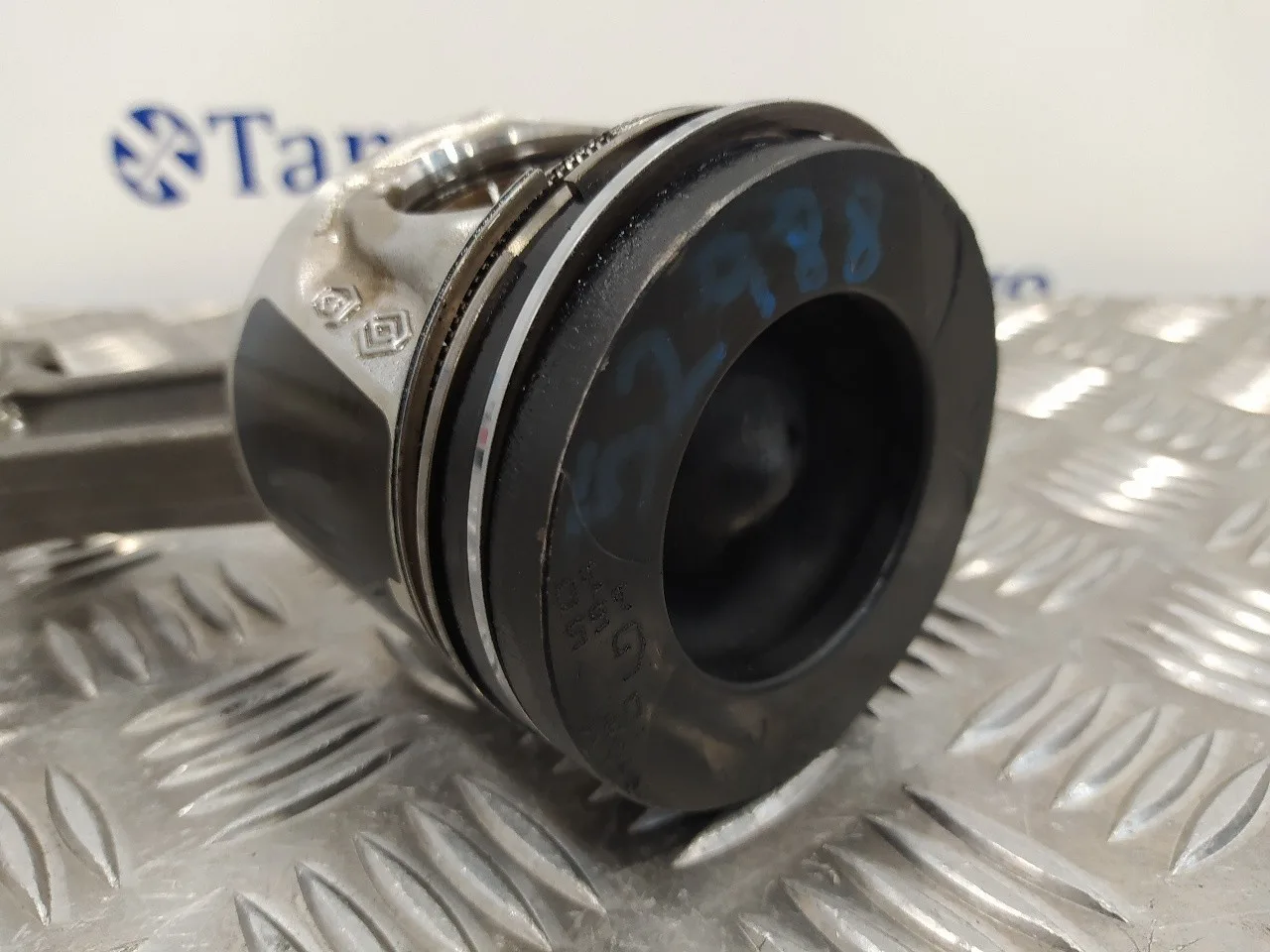 Piston para Nissan Qashqai (J10)