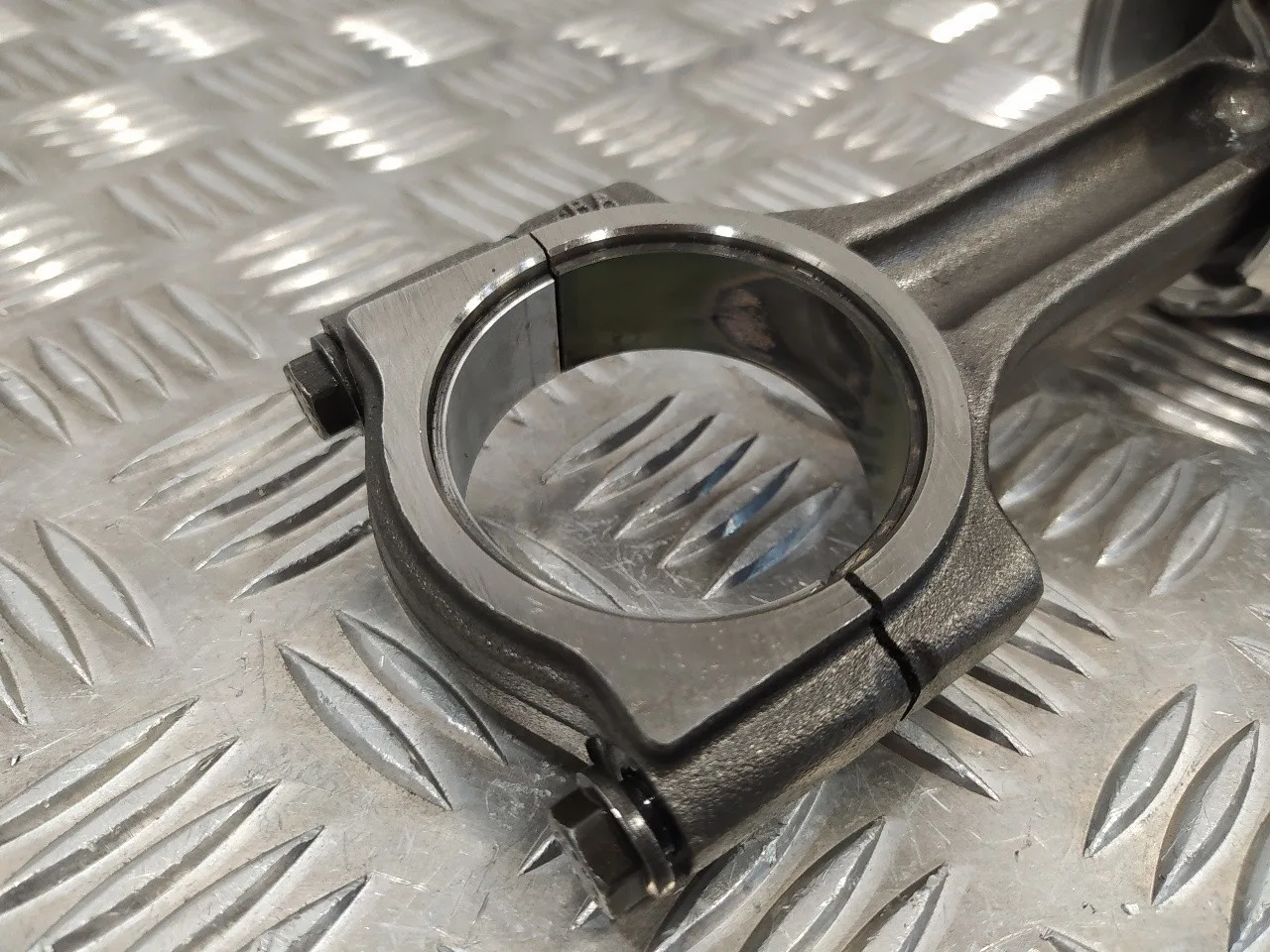 Piston para Nissan Qashqai (J10)