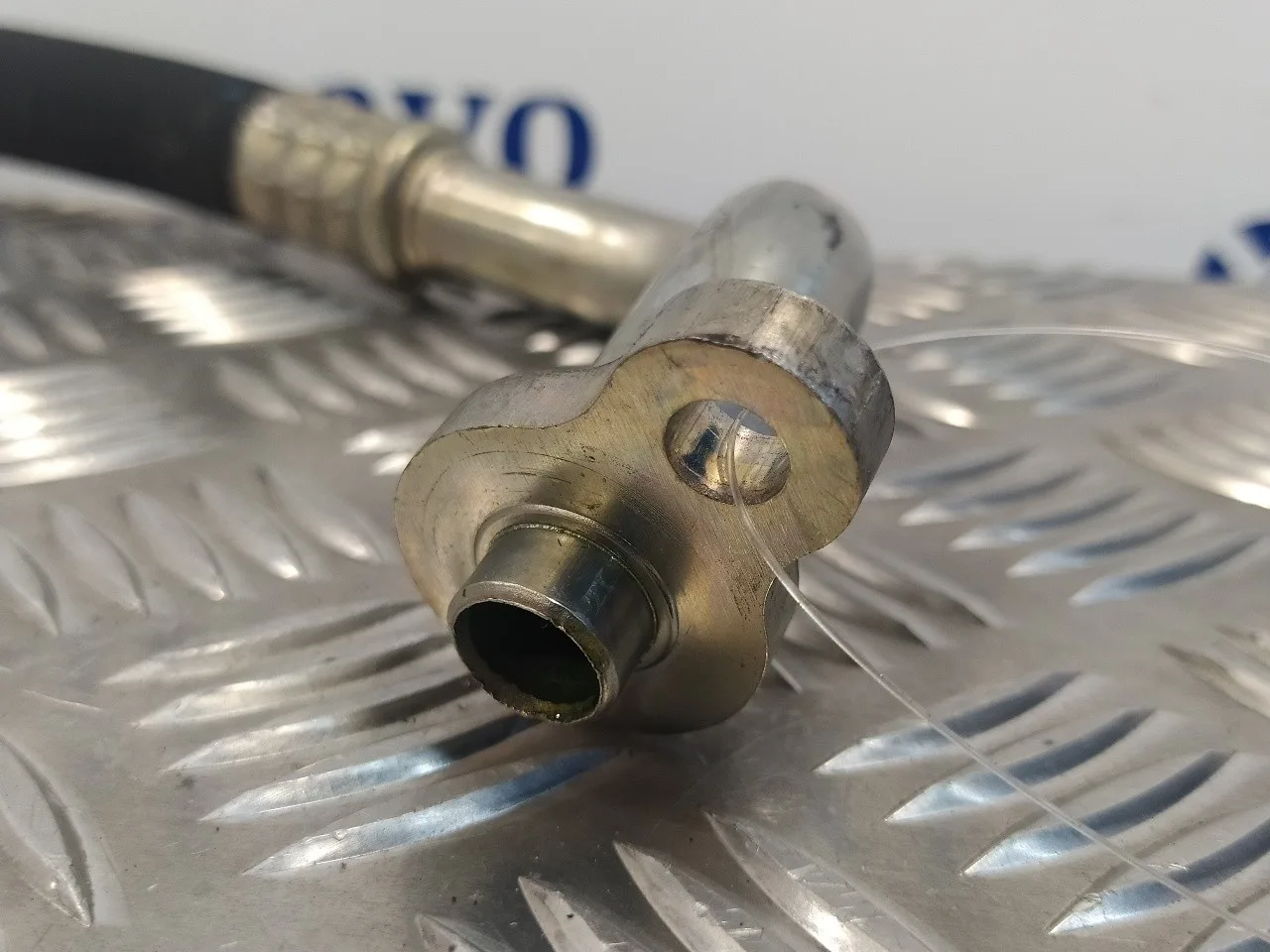 Tubo para Volvo C30