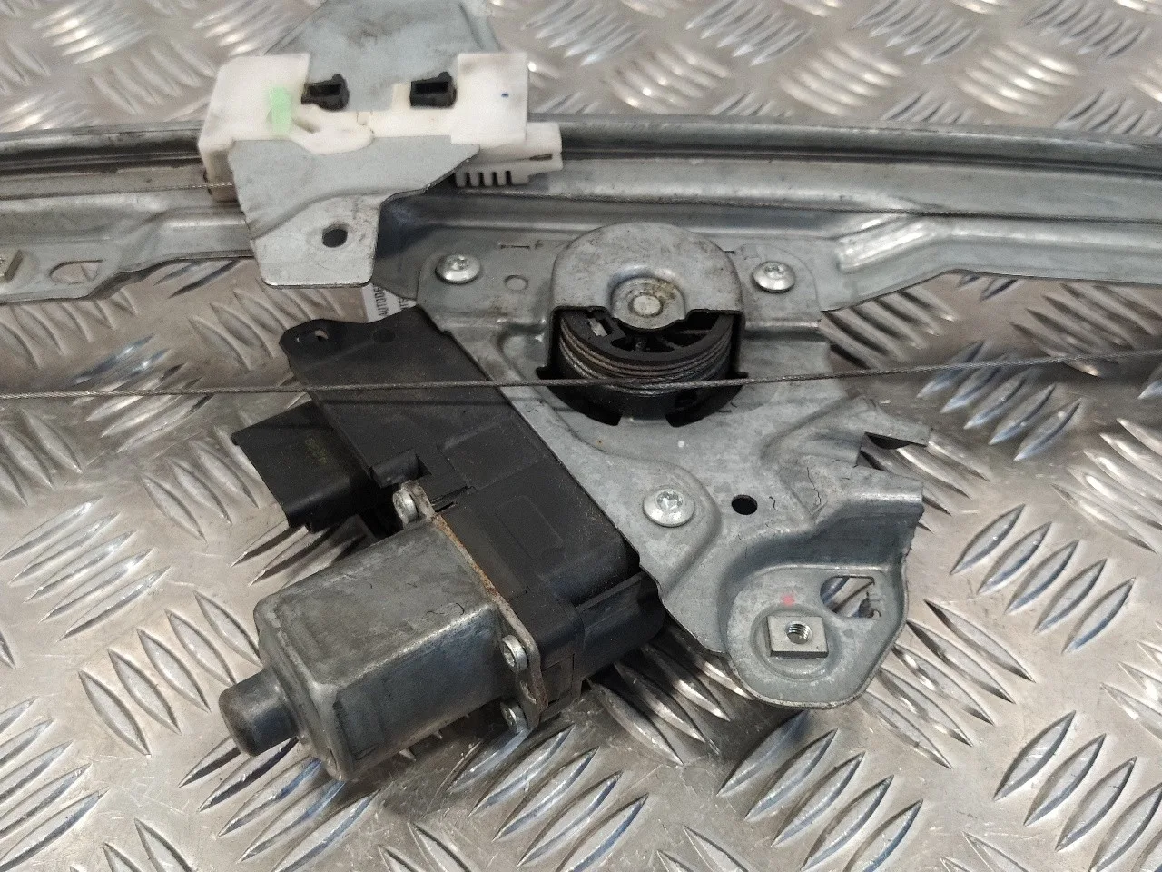 Elevalunas Delantero Derecho para Peugeot 308 Sw