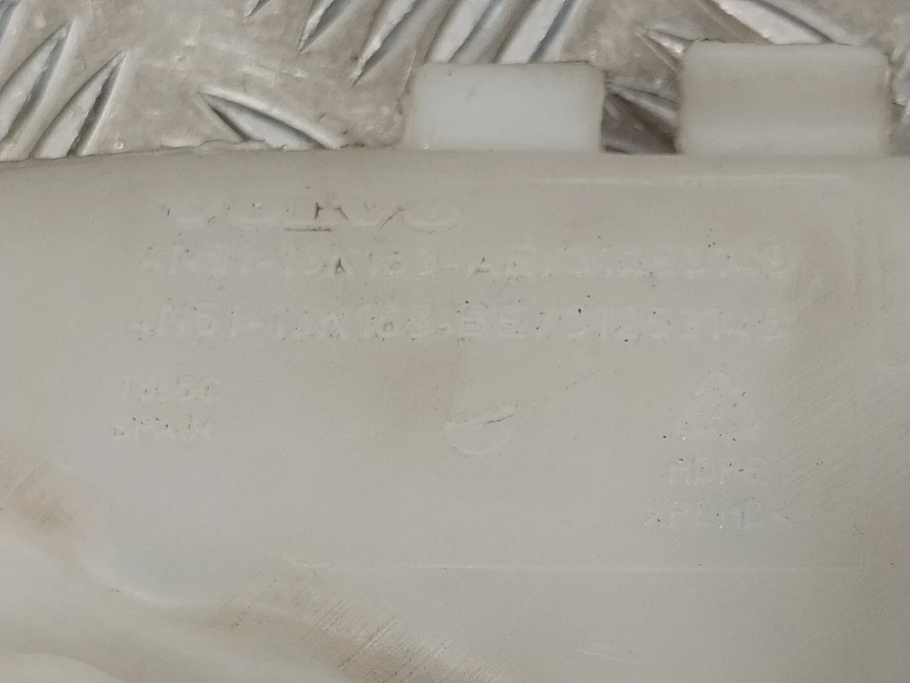 Deposito Limpia para Volvo C30