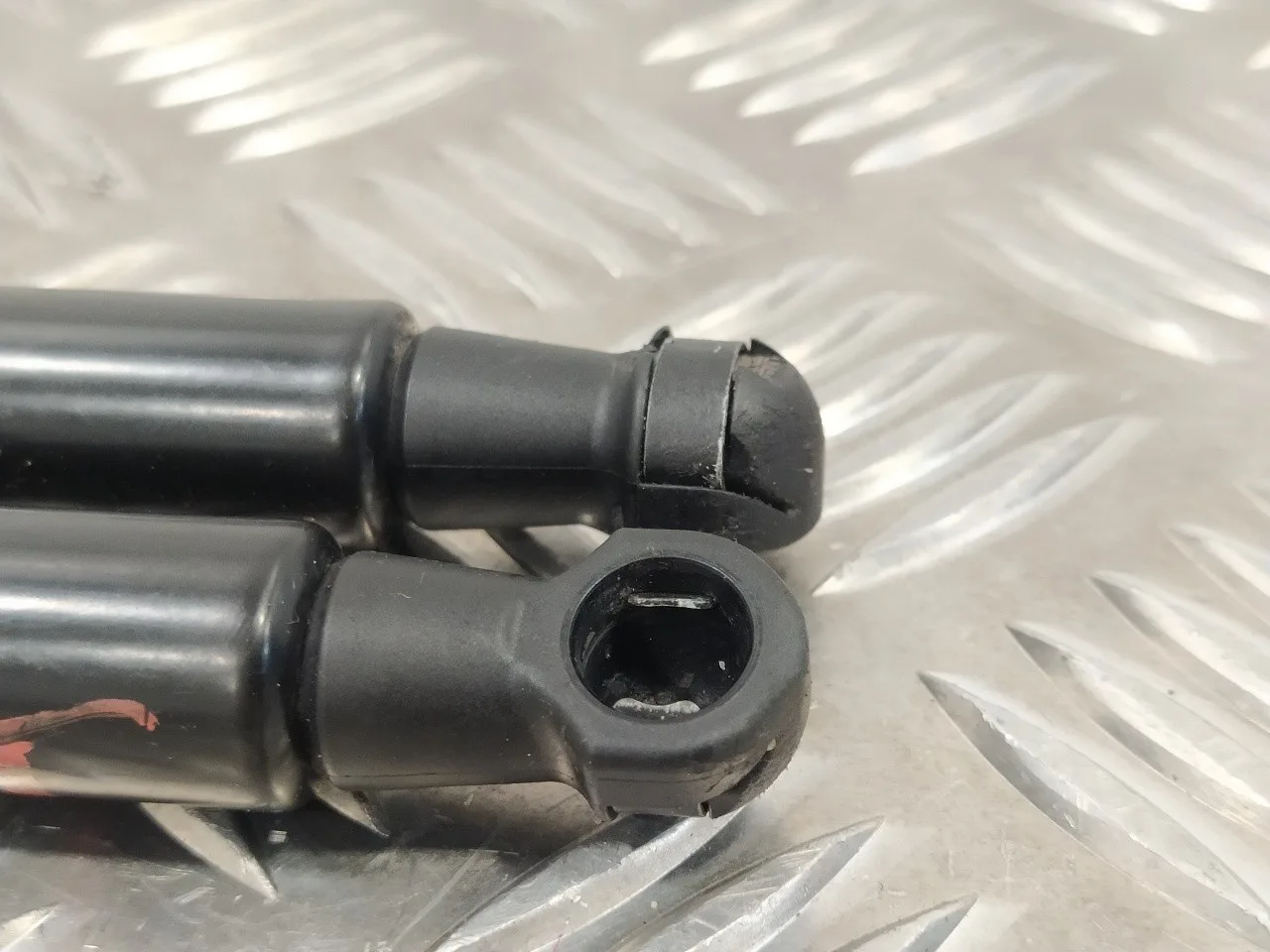 Amortiguadores Maletero / Porton para Volvo C30