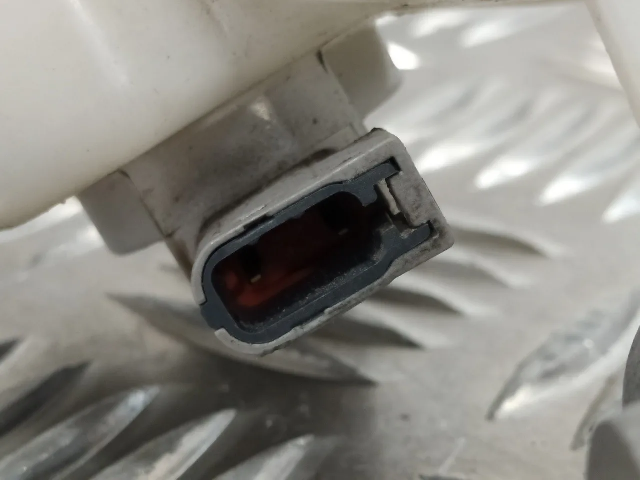Bomba Freno para Mazda 2 Lim. ()