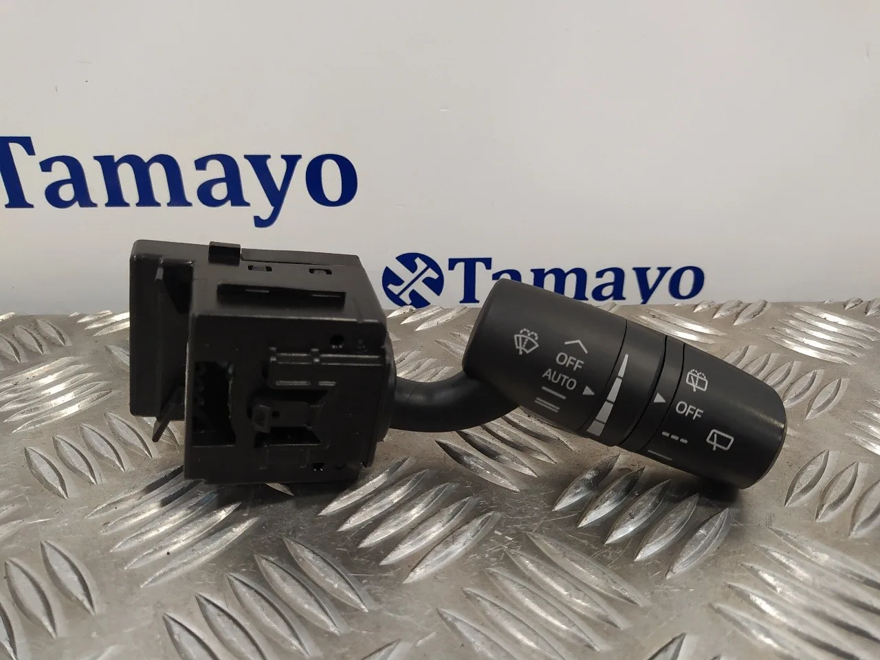 Mando Limpia para Mazda 2 Lim. ()